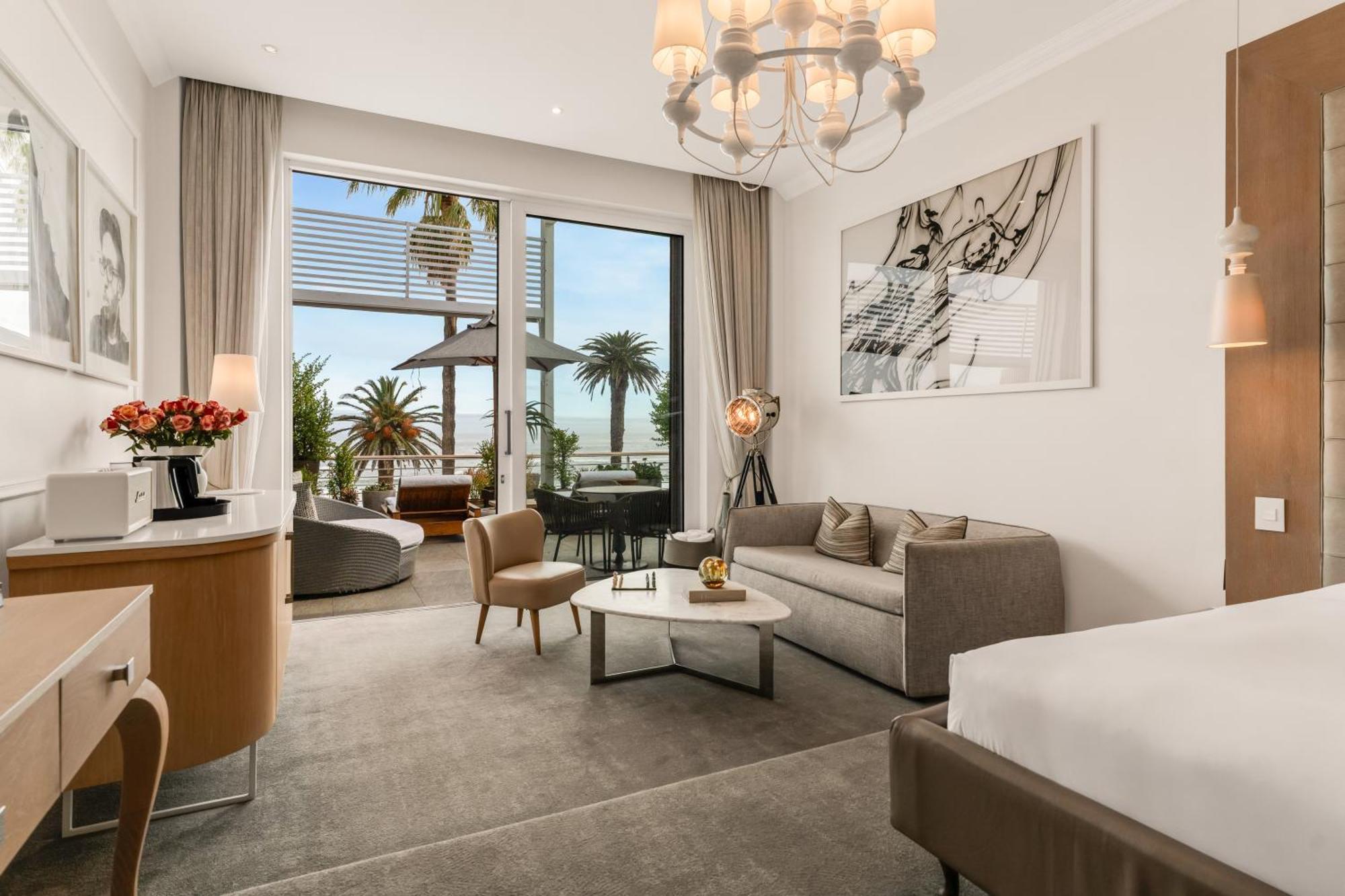 Deluxe Suite Sea View