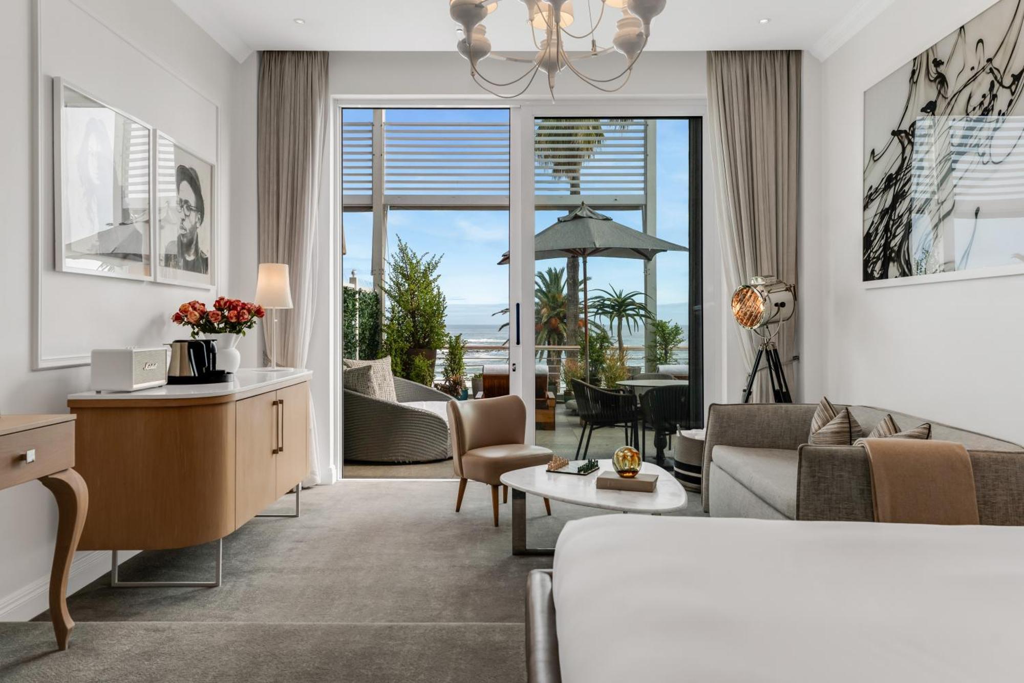 Deluxe Suite Sea View