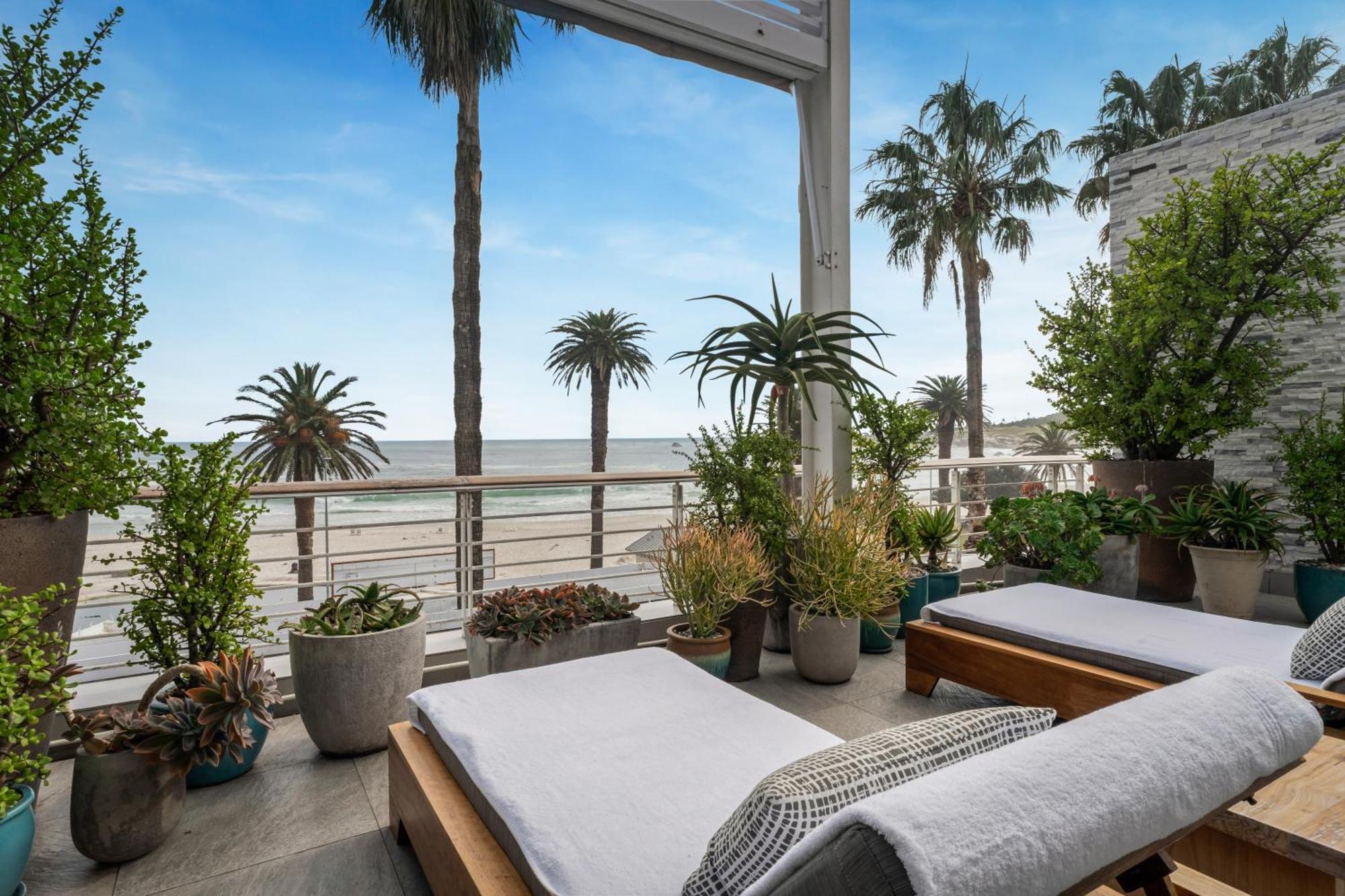 Deluxe Suite Sea View