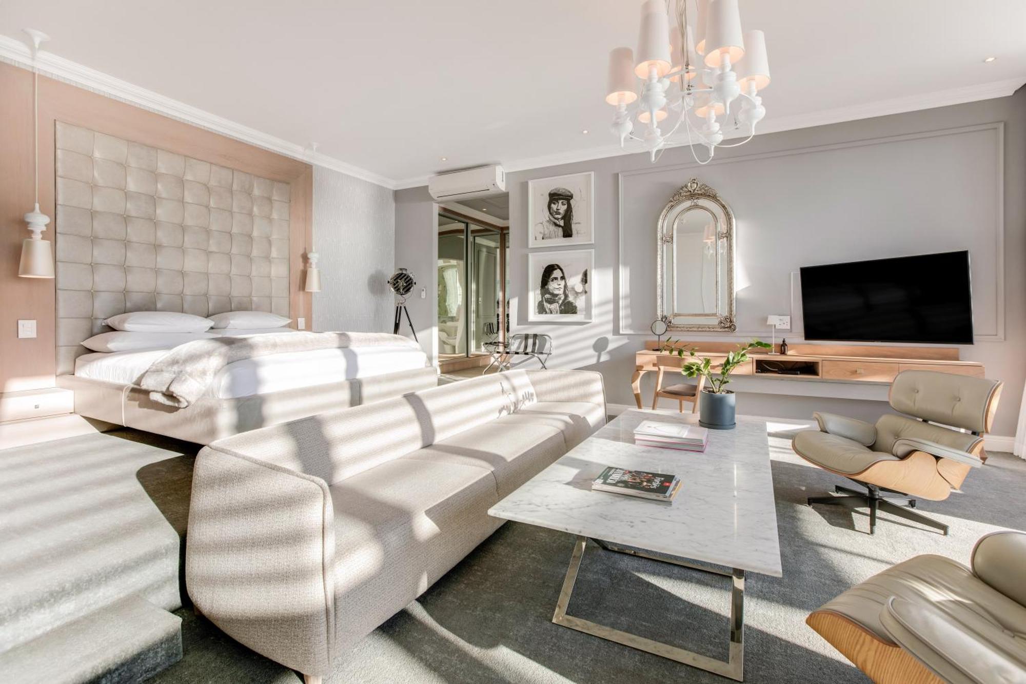 Deluxe Suite Sea View